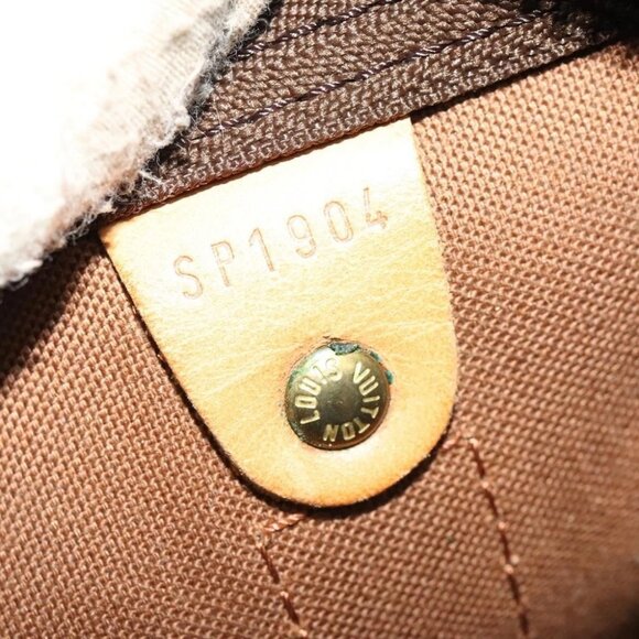LOUIS VUITTON Monogram Keepall 55 Boston Bag - Picture 15 of 16